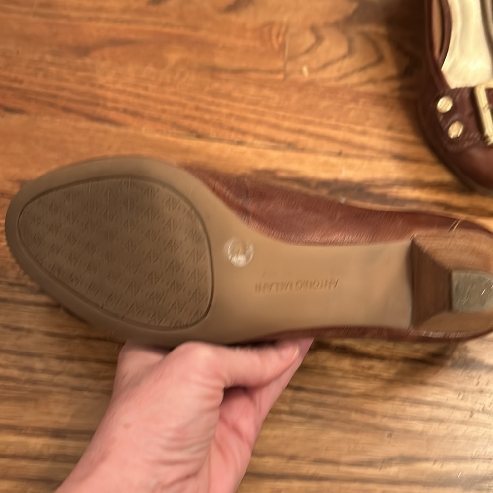 Antoni Melani leather pumps. - Picture 4 of 4